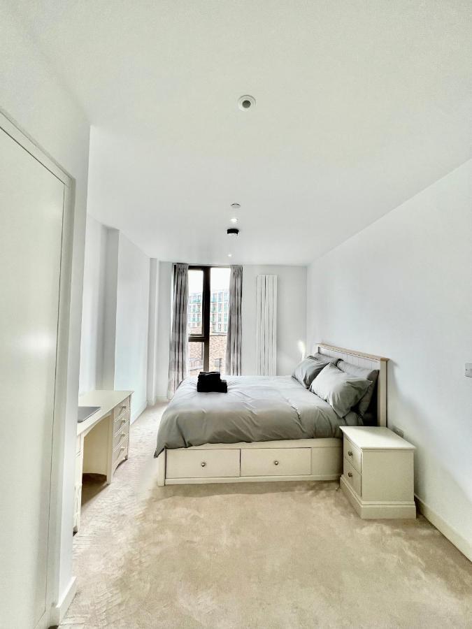 Luxury 2 Bedroom 2 Bathroom Apartment - London City Airport Exterior foto